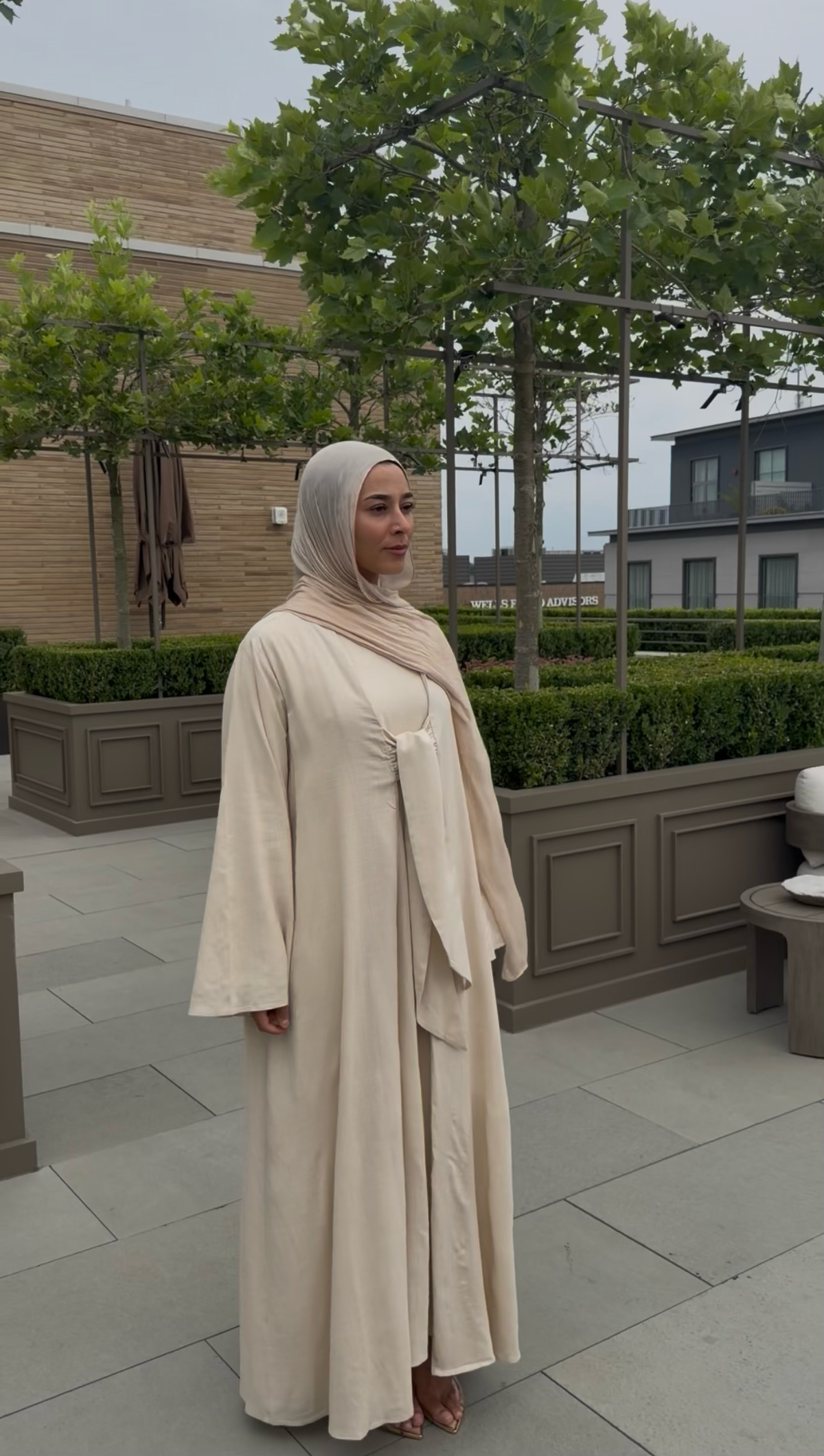 Linen Bow Tie Abaya Set - Light Beige