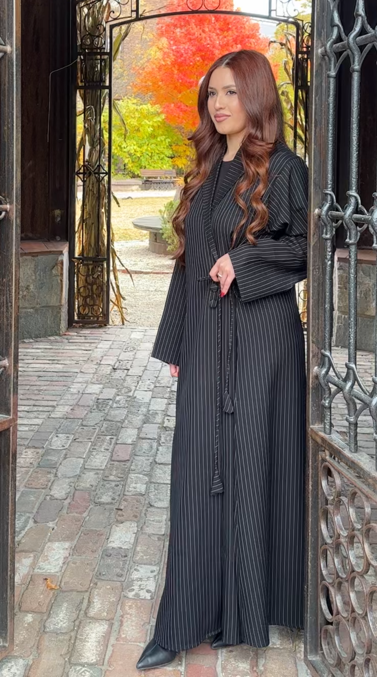 BLACK BLAZER ABAYA